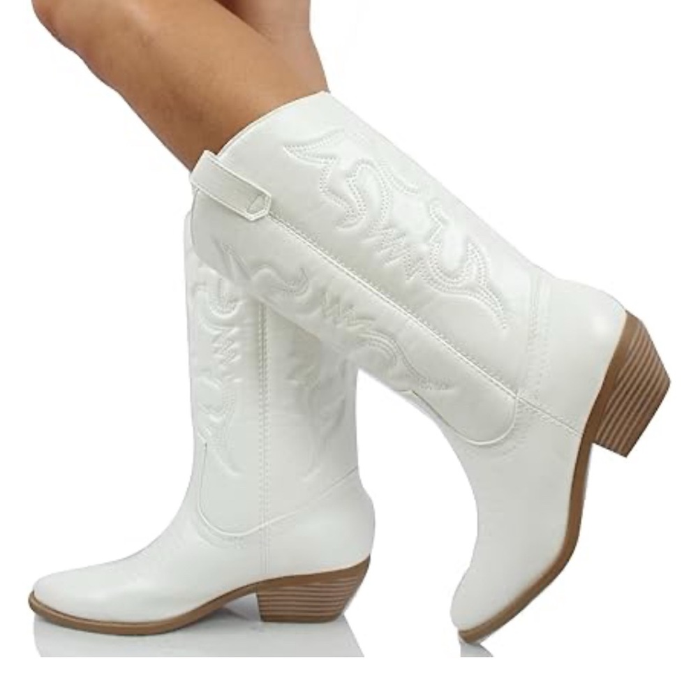 Soda western cowgirl boots white size 8